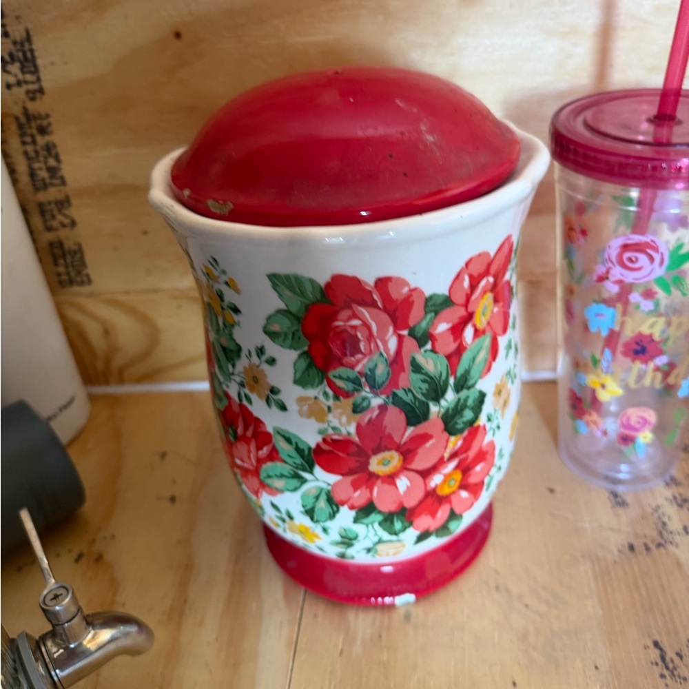 Pioneer woman  Large Ceramic Jar with Red Lid